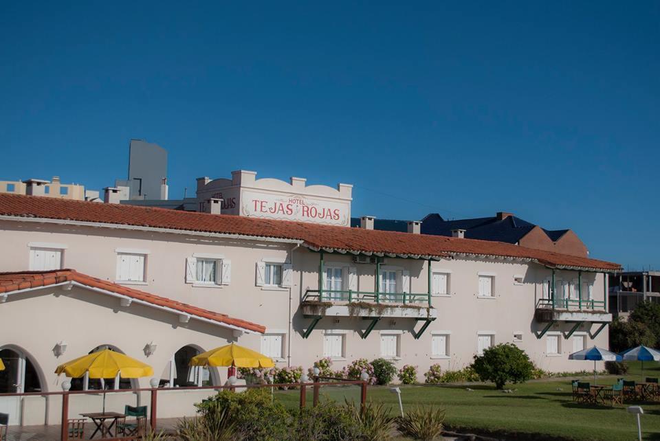 Hotel Tejas Rojas Villa Gesell Exterior foto